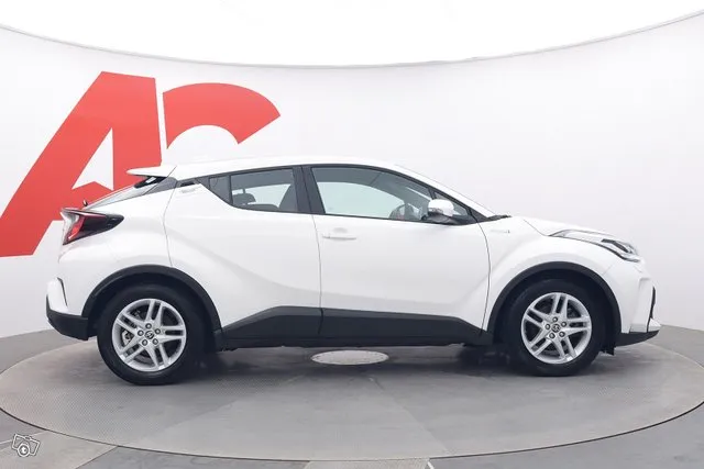 Toyota C-HR 1,8 Hybrid Active Edition - Älyavain/ Kamera / Navi ym. Image 6